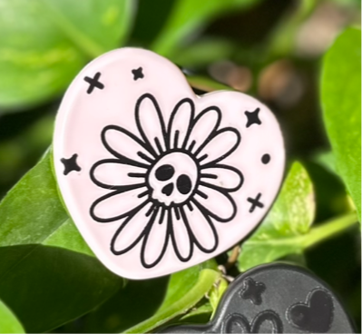 Deadly daisies pocket mirror
