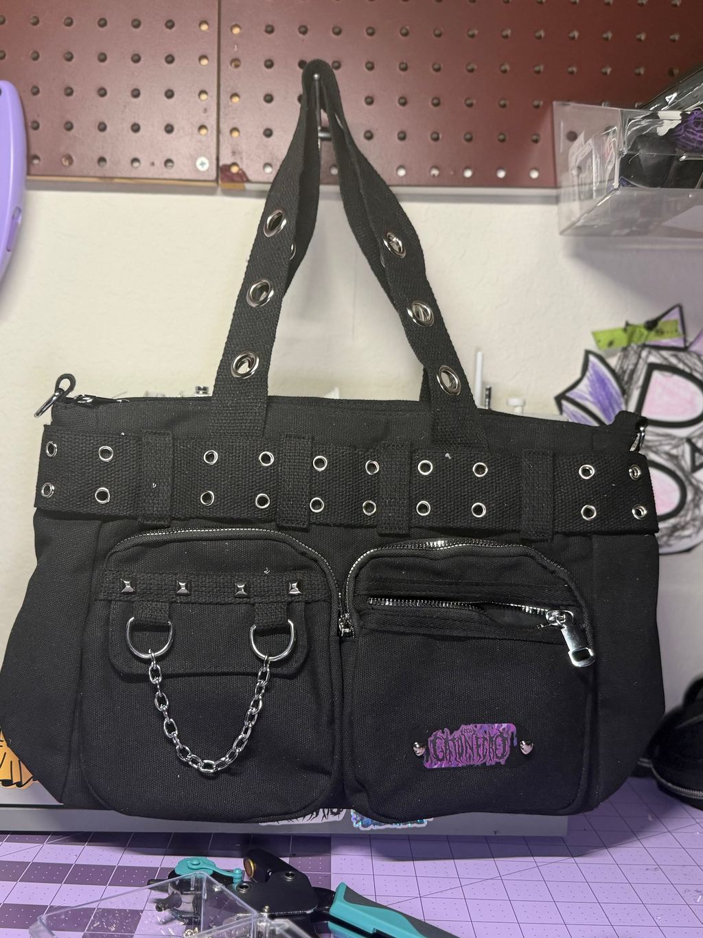 Abyss tote