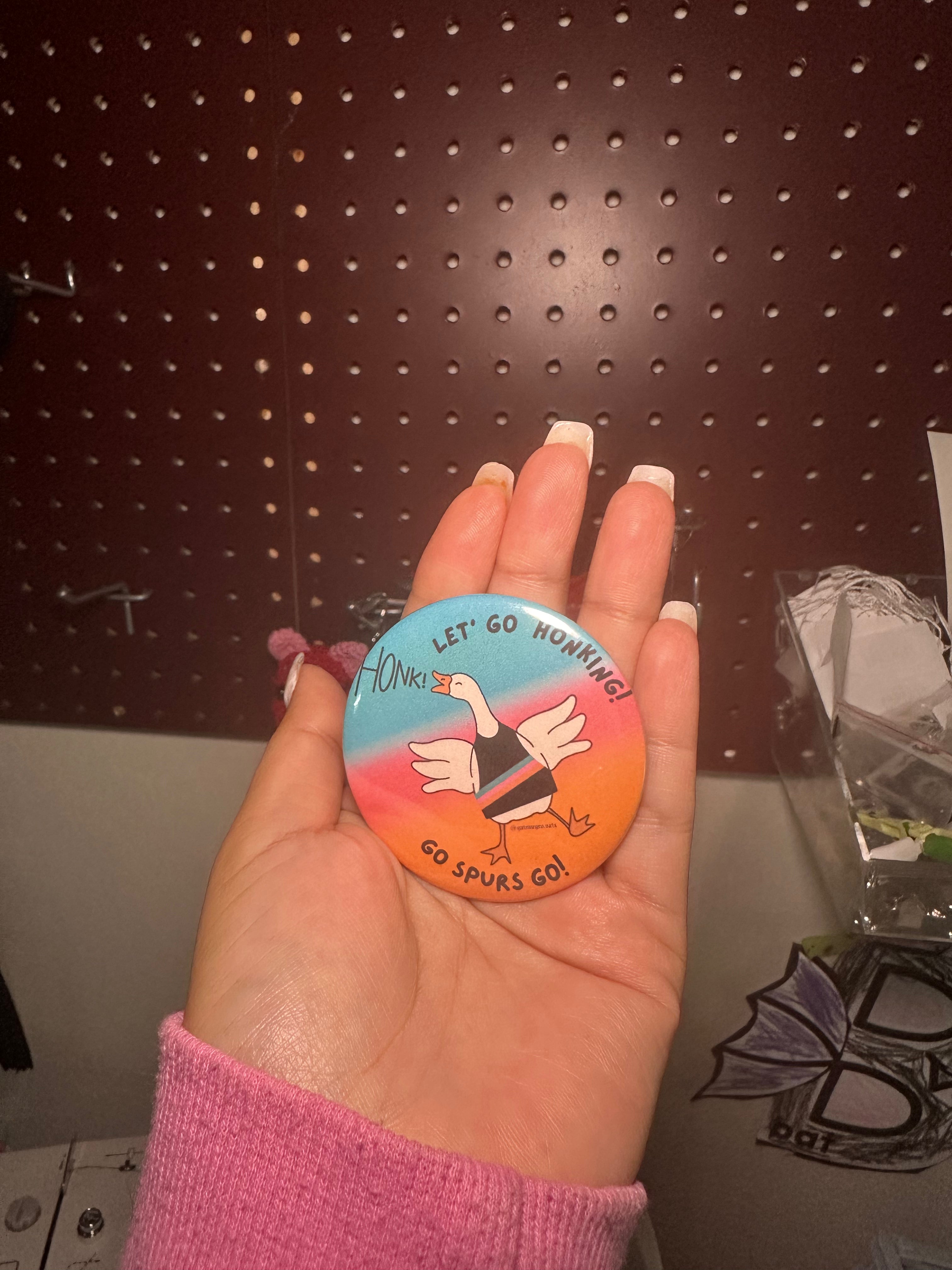 Goose Honkin’ Spurs pin