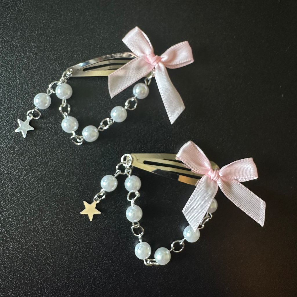 Pearl bow dangle clips