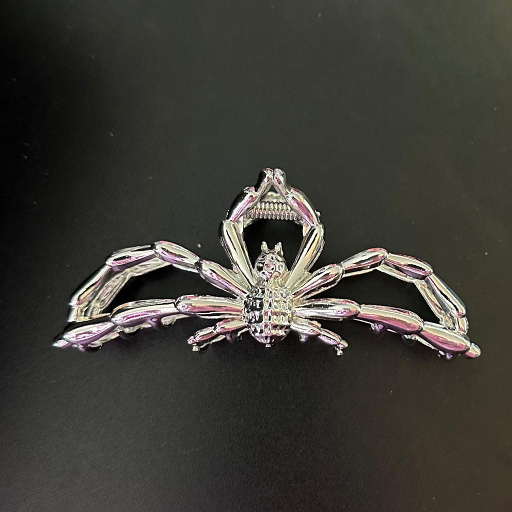 Sand spider claw
