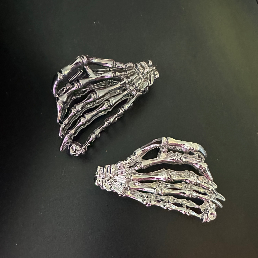 La mano hair claw